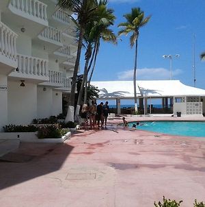 Maralisa Beach Club Hotel Acapulco Exterior photo