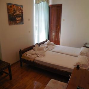 Adonis Rooms Skopelos Exterior photo