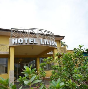 Hotel Lilian Puerto Iguazú Exterior photo