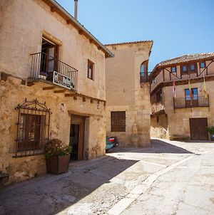 El Bulín de Pedraza - Casa del Serrador Hostal Exterior photo