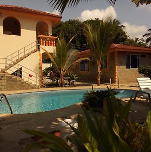 Stedmak Holiday Villa Mombasa Exterior photo