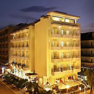 Mediterraneo Hotel&Suites Cattolica Exterior photo
