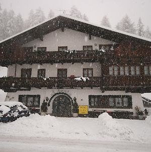 Hotel Al Larin Cortina dʼAmpezzo Exterior photo