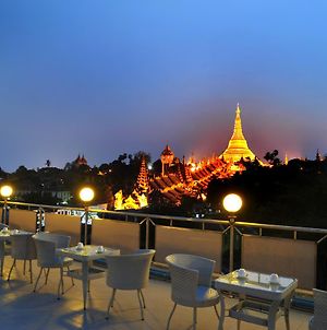Azumaya Hotel Myanmar Yangón Exterior photo