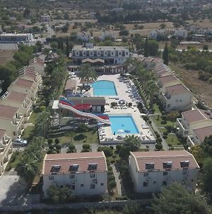 Club Simena Hotel Kyrenia  Exterior photo
