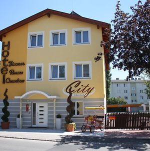 City Hotel Neunkirchen Exterior photo