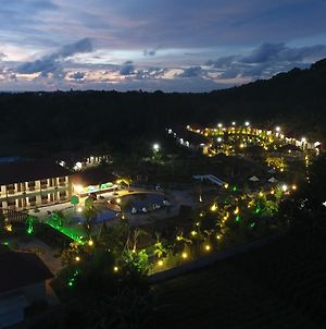 Dayang Resort Singkawang Exterior photo