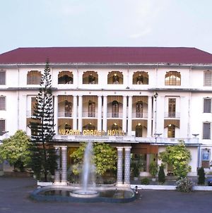 Yuzana Garden Hotel Yangón Exterior photo