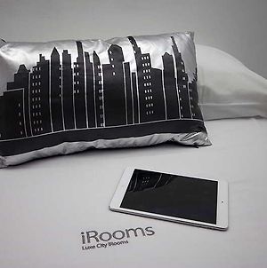Irooms Rooms Apartments Valencia Exterior photo