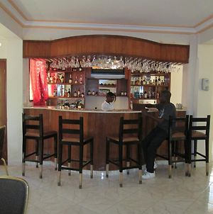 Hotel Tabarre 'S Palace Puerto Príncipe Exterior photo
