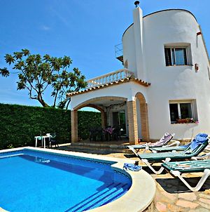 Casa con piscina al lado de la playa. La Barca Villa Sant Pere Pescador Exterior photo