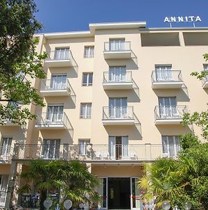 Hotel Annita Cervia Exterior photo