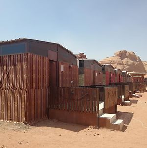 Wadi Rum Sand Rose Camp Exterior photo