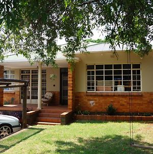 Westmoreland Lodge Johannesburgo Exterior photo