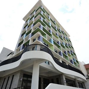 Sky Square Business Travel Hotel Magong Exterior photo