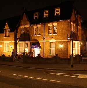Kirkdale Hotel Croydon Exterior photo