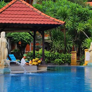 Adi Dharma Hotel Kuta Bali Exterior photo