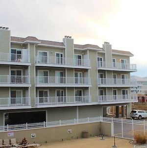 Lucayan Villa Ocean City Exterior photo