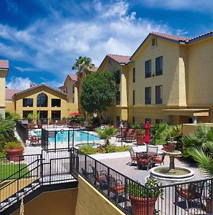 Hampton Inn & Suites Tucson Mall Exterior photo