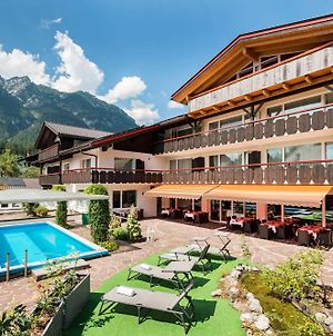 Hotel Rheinischer Hof Garmisch-Partenkirchen Exterior photo