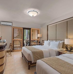 Hennan Regency Resort And Spa Boracay Island Exterior photo