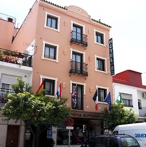 Hotel Doña Catalina San Pedro de Alcántara Exterior photo