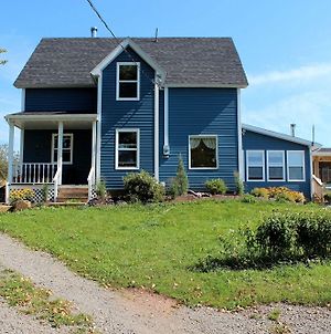 Seaweed And Sod Farm Bed And Breakfast Kempt Head Exterior photo