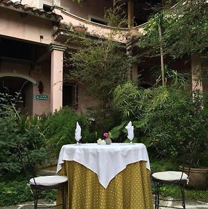 La Casa Rosada Bed and Breakfast Copán Exterior photo