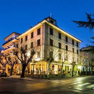 Hotel Byron Montecatini Terme Exterior photo