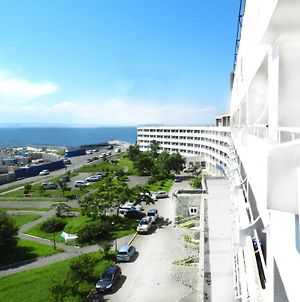 A Hotel Amur Bay Vladivostok Exterior photo