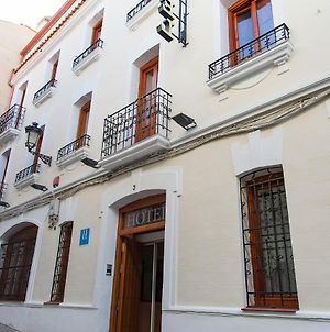 Hotel Castilla Caces Exterior photo