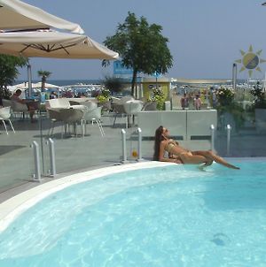 Hotel Rio Bellaria-Igea Marina Exterior photo
