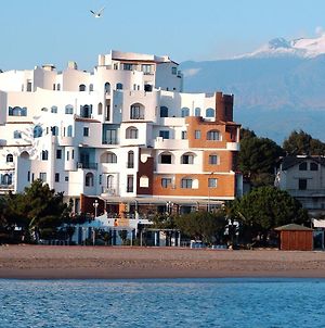 Sporting Baia Hotel Giardini-Naxos Exterior photo