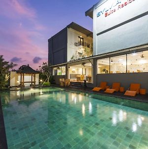 Sylvia Bali Suite Residence Denpasar Exterior photo