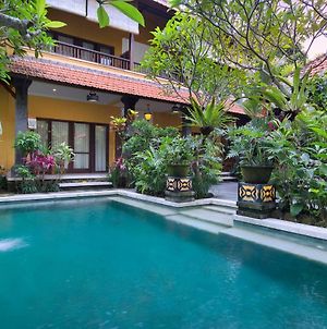 Mawa House Hotel Bali Exterior photo