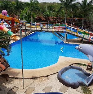 La Boya Hotel y Parque Acuático Tamarindo Exterior photo