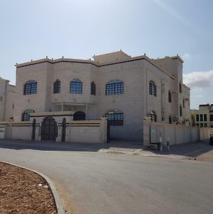 Alarbee Aljeded Villa Salalah Exterior photo