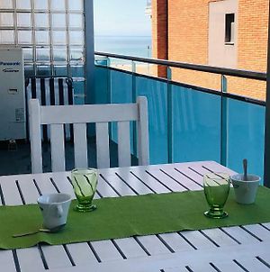 Lets Holidays New Flat Beachfront In Castelldefels Apartamento Exterior photo