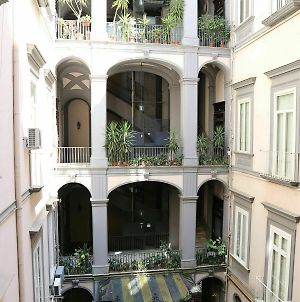 Dimora Delle Arti Hotel Nápoles Exterior photo