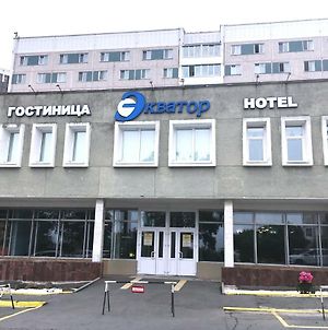 Econom Hotel Equator Vladivostok Exterior photo