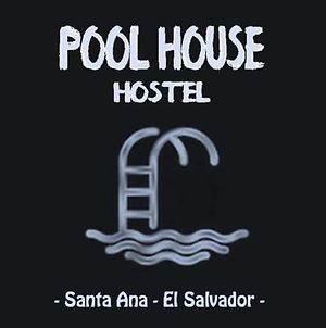 Pool House Hostel Santa Ana Exterior photo