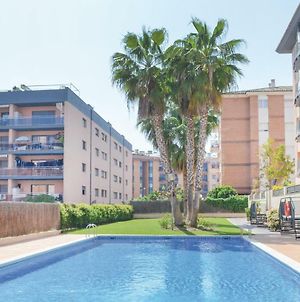 Awesome Apartment In Lloret De Mar With 1 Bedrooms, Outdoor Swimming Pool And Swimming Pool Exterior photo