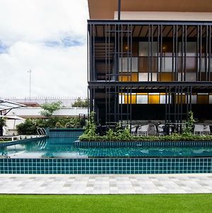 Blue Lagoon Hotel Chiang Rai Exterior photo