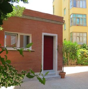 The Red Box Roma On The Beach Villa Exterior photo