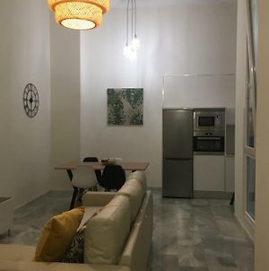 Apartamento nuevo en casa tipo palacio Apartamento Cádiz Exterior photo