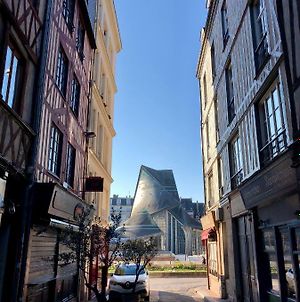 La Tour De Jeanne : Hypercentre Charme Et Design Apartamento Ruan Exterior photo