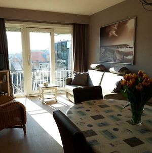 Charming Apartment Direct Access Beach Blankenberge Exterior photo