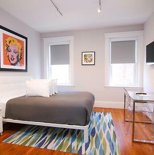 A Stylish Stay W/ A Queen Bed, Heated Floors.. #25 Brookline Exterior photo