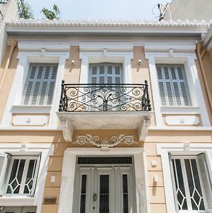 Step One Luxury Suites Right In The Heart Of Acropolis Next To Metro Station Atenas Exterior photo
