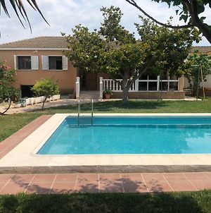 Chalet con piscina privada en Vinaròs Villa Exterior photo